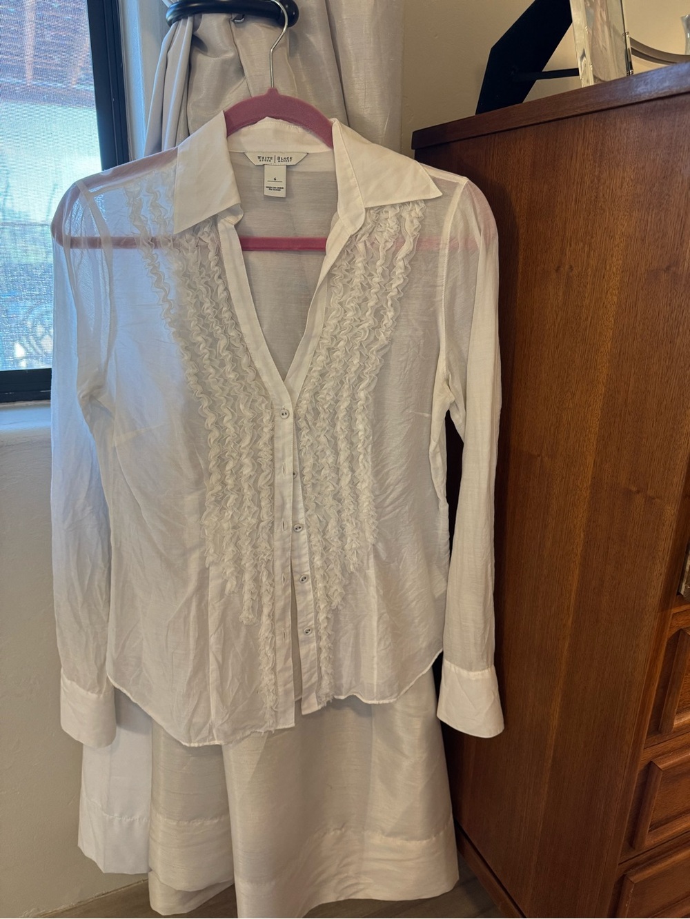 White House Black Market White Ruffle Pintuck Blouse
